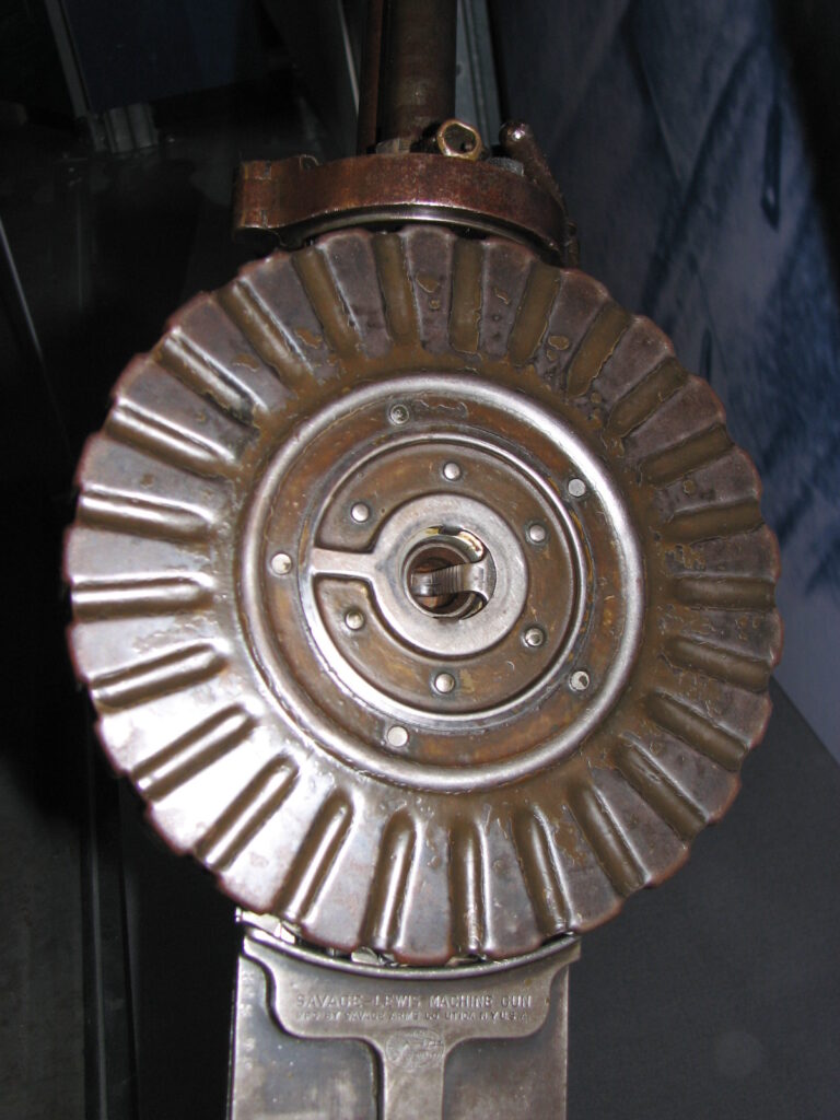 Magasin de cartouches d&#039;une mitrailleuse Lewis