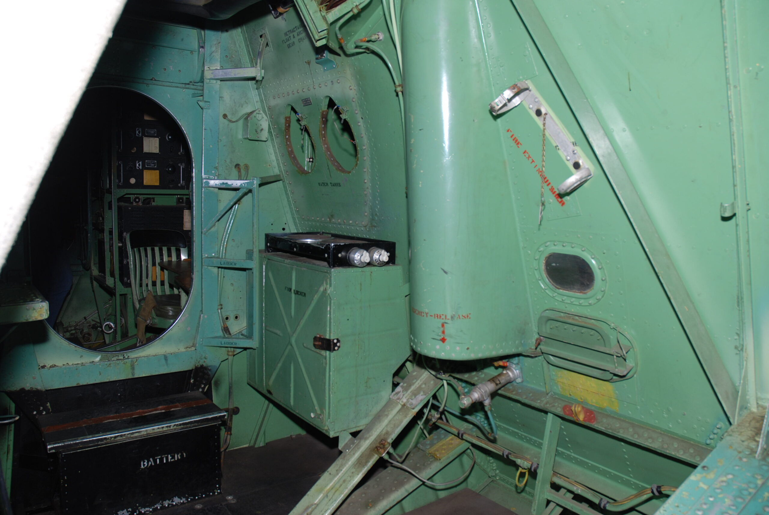 Intérieur du fuselage du Canso, côté droit
