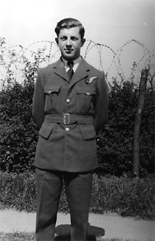 Andrew Mynarski in his uniform