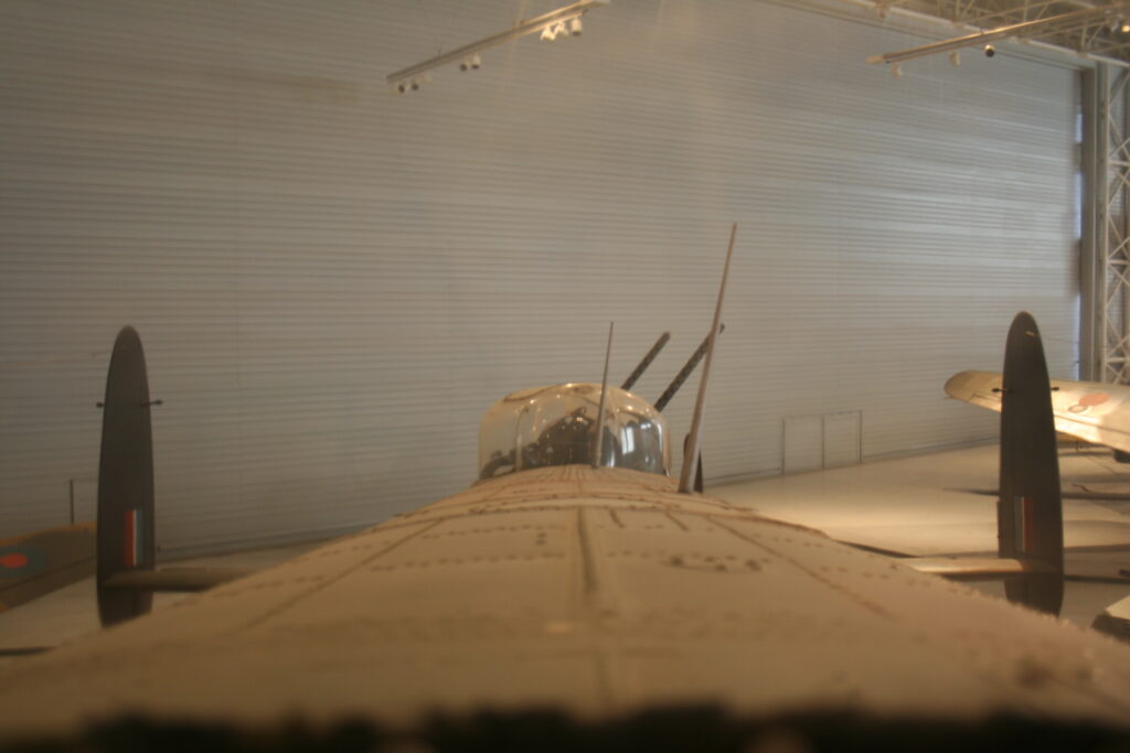 Tourelle du mitrailleur dorsal d&#039;un Lancaster